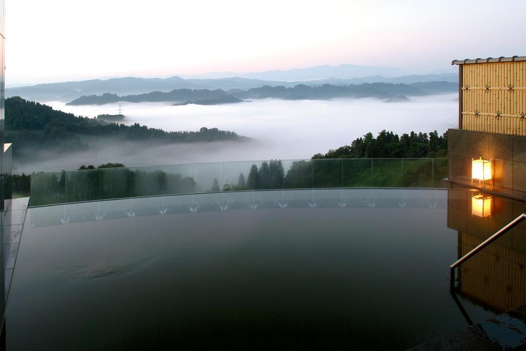 Unkai Hotel Tokamachi Luaran gambar